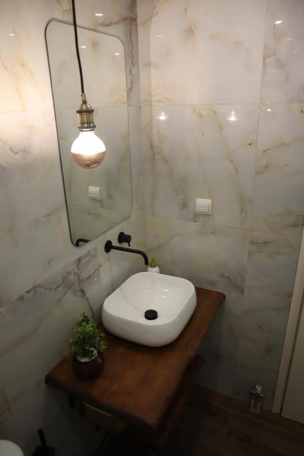 E.K. House Apartment Ханя Екстериор снимка